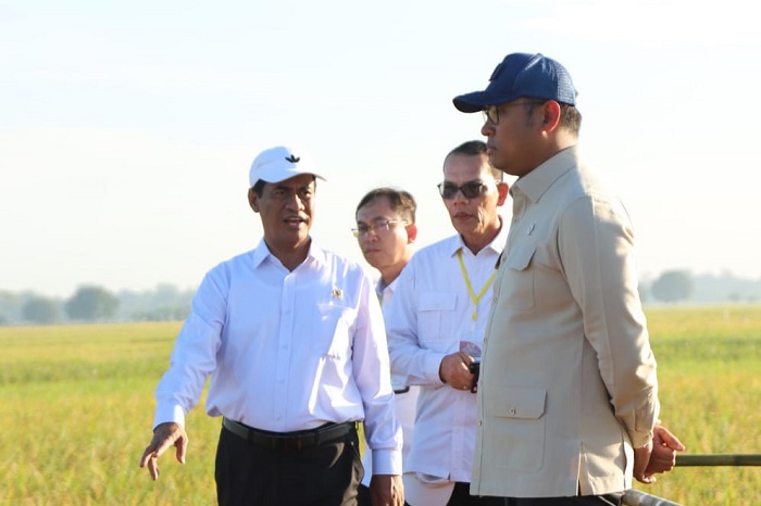Menteri Pertanian (Mentan) Andi Amran Sulaiman dan Wakil Menteri Pertanian (Wamentan) Sudaryono. (Dok. Kementan)