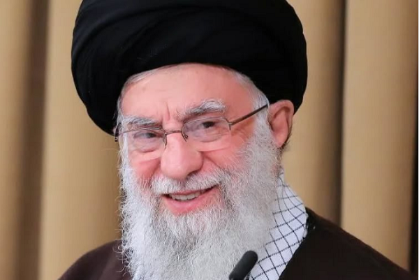Pemimpin Tertinggi Iran Ayatollah Ali Khamenei. (Instagram.com @khamenei.english_ )

