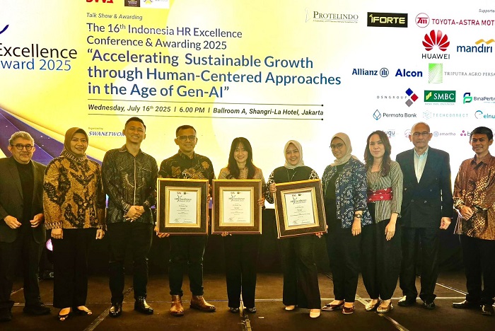 Elnusa berhasil meraih tiga kategori penghargaan di ajang Indonesia HR Excellence Award 2025 oleh SWA Media Group. (Dok. PT Elnusa )